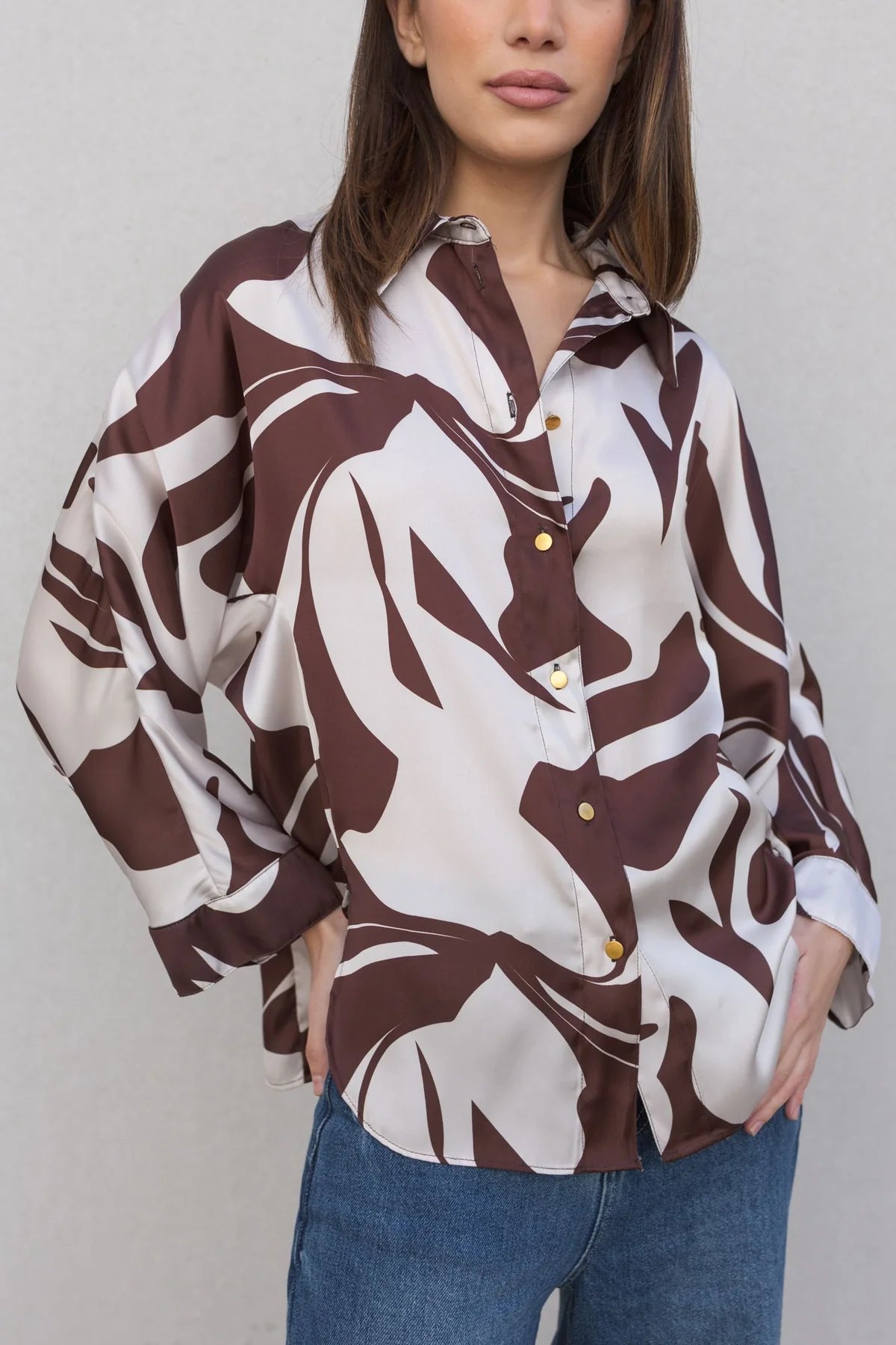 CAMISA ACETINADA ESTAMPADA