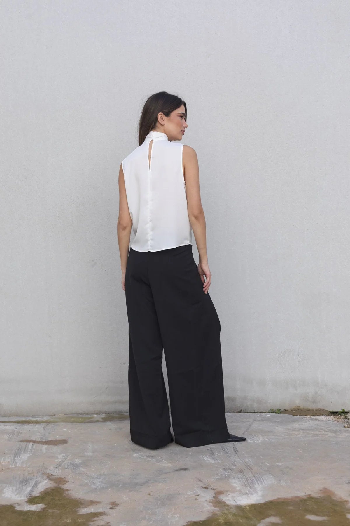 BLUSA COM DETALHE