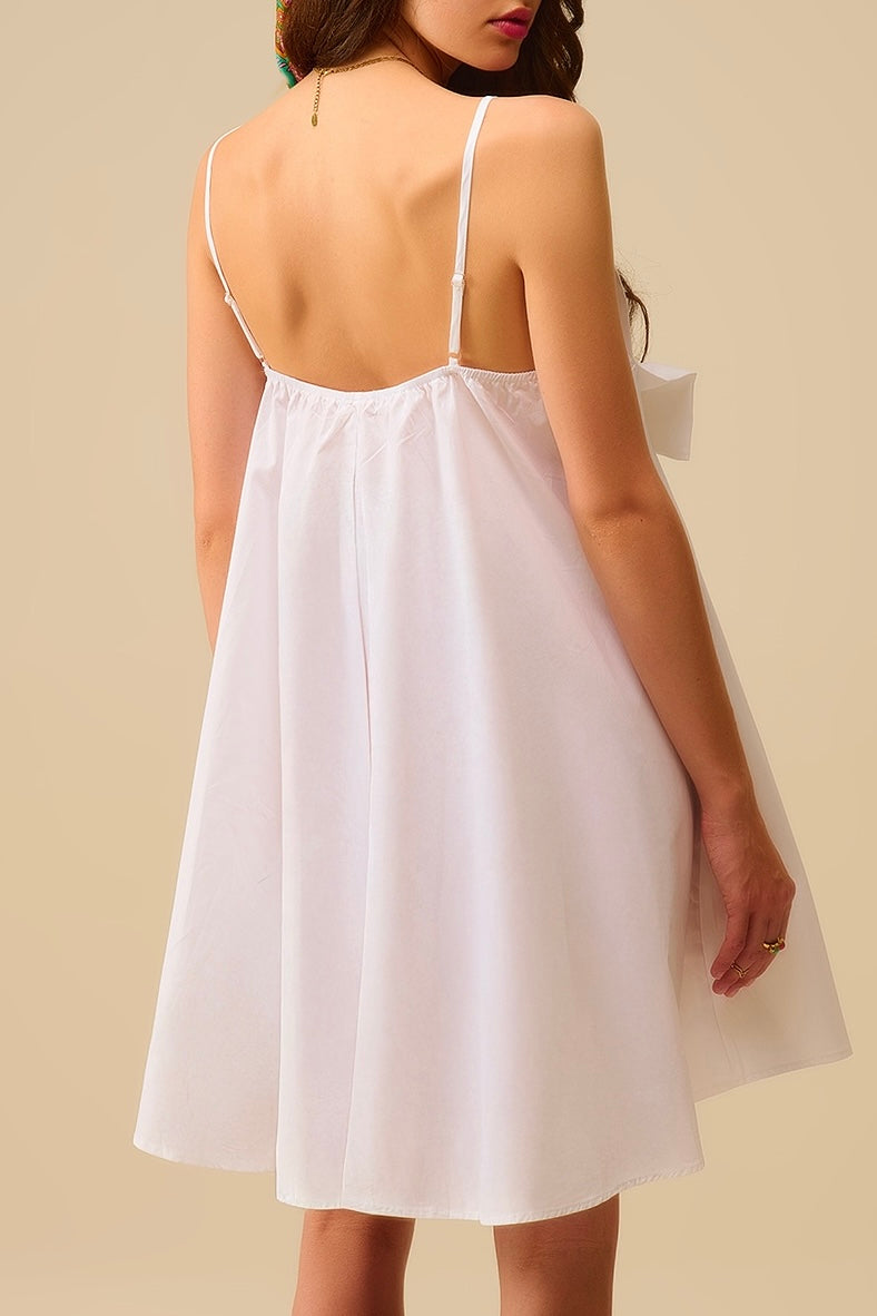 VESTIDO COM LAÇO