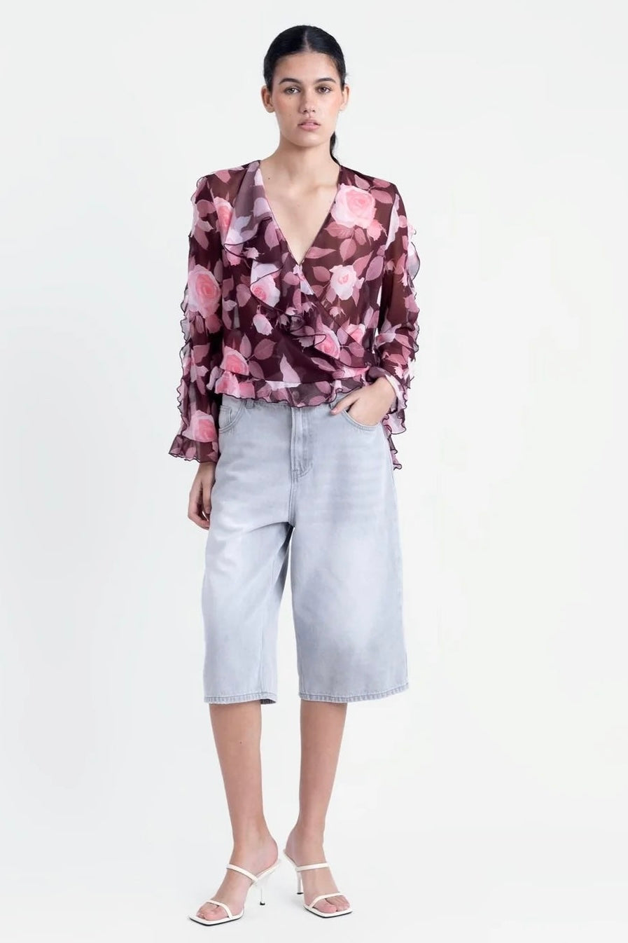 BLUSA COM FOLHOS