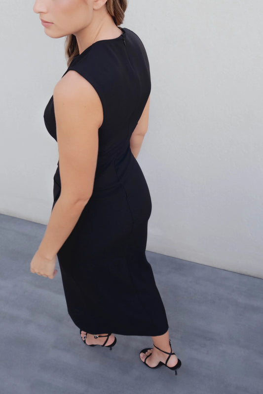 VESTIDO MIDI COM BOTÕES